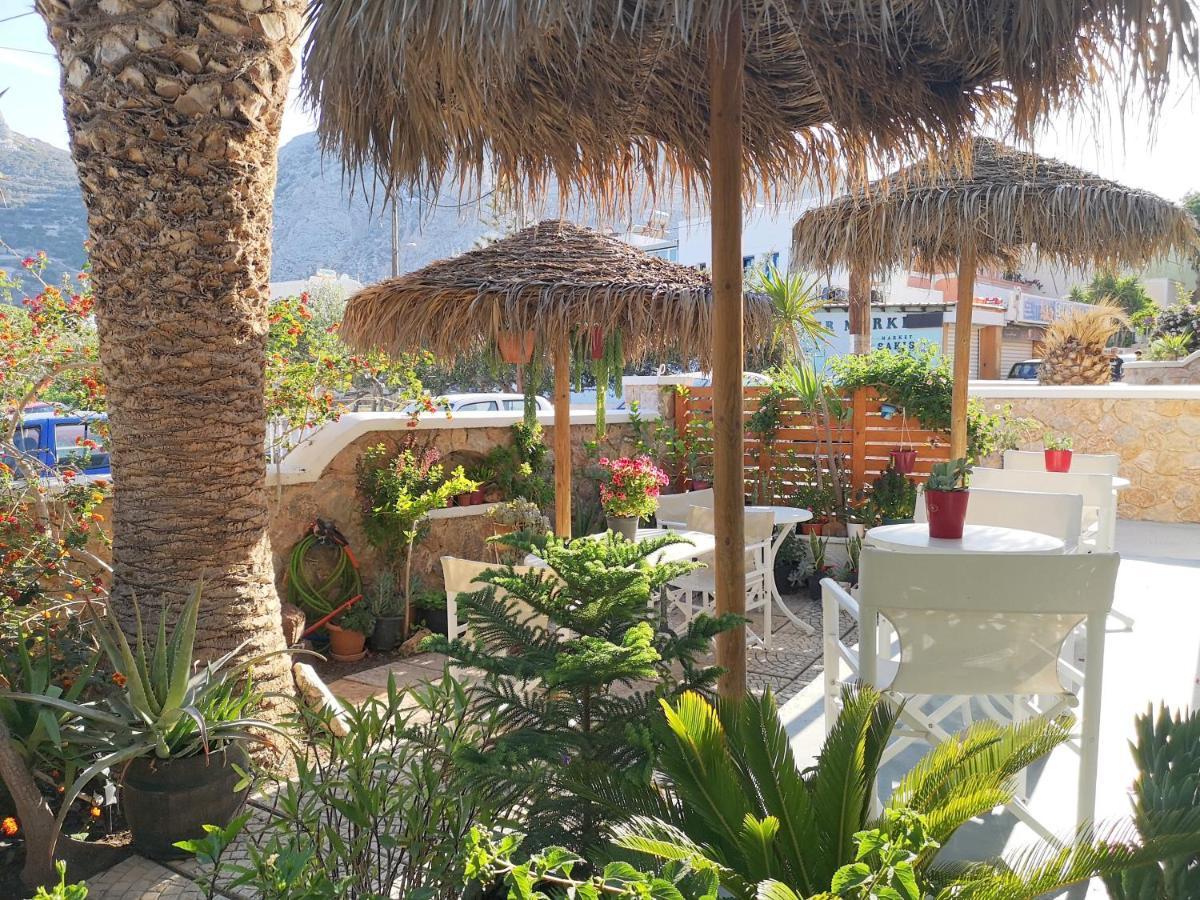 Kamári Hotel Zeus מראה חיצוני תמונה