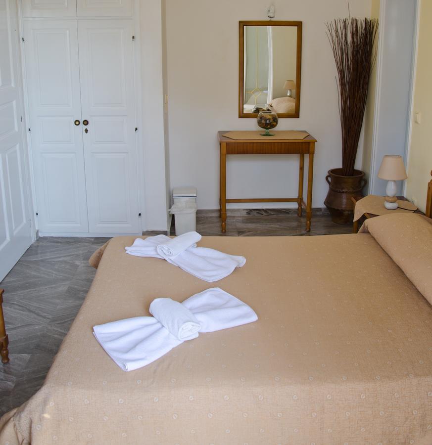 Kamári Hotel Zeus מראה חיצוני תמונה